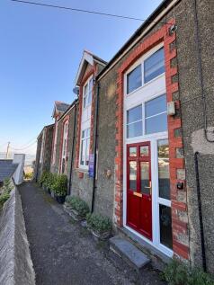 4 bedroom town house for sale