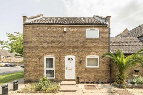 Russia Dock Road, London SE16 2 bed house for sale