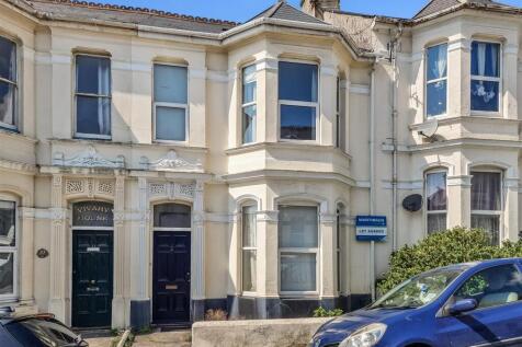 5 bedroom terraced house for sale