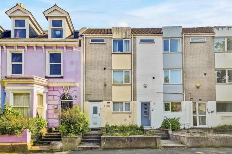 4 bedroom terraced house for sale
