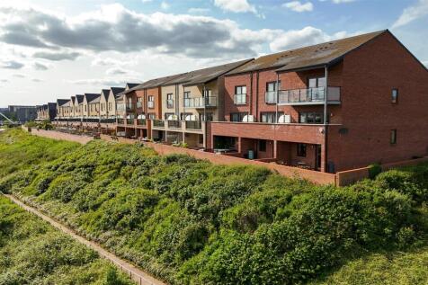 4 bedroom town house for sale