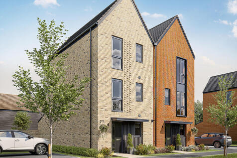 4 bedroom semi-detached house for sale