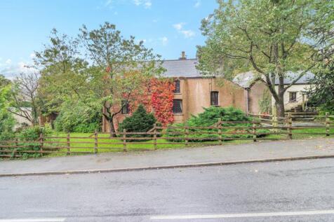 Central Avenue, Newbridge 9 bed detached house for sale