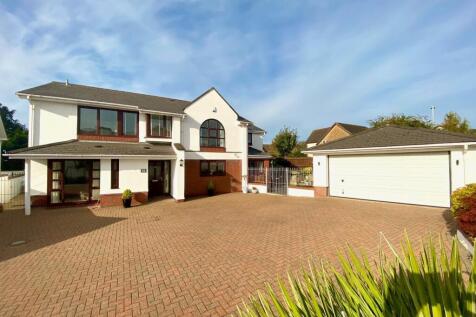 Lower Farm Court, Barry 5 bed detached house for sale