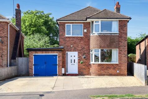Sinclair Avenue, Banbury... 3 bed detached house for sale