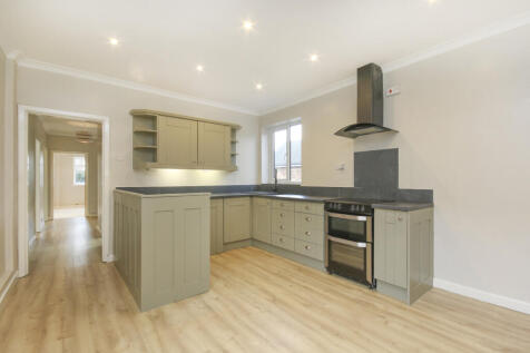 Egerton Road, Streetly, B74 2 bed detached bungalow for sale