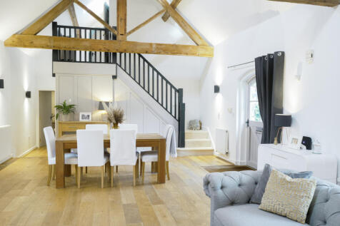 The Grange, Wychnor, DE13 4 bed barn conversion for sale