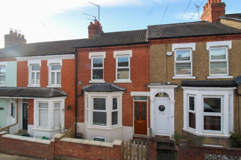 Cecil Road, Northampton, NN2 3 bed terraced house for sale