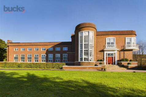 Wycombe Road, Saunderton, High... 2 bed apartment for sale