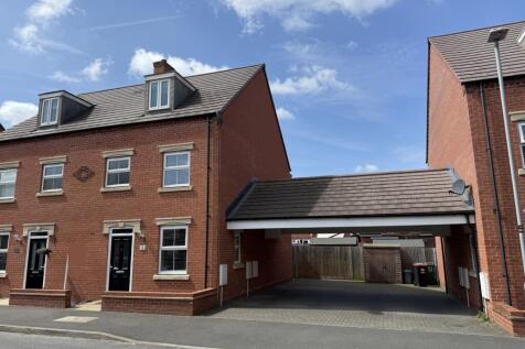 4 bedroom semi-detached house for sale