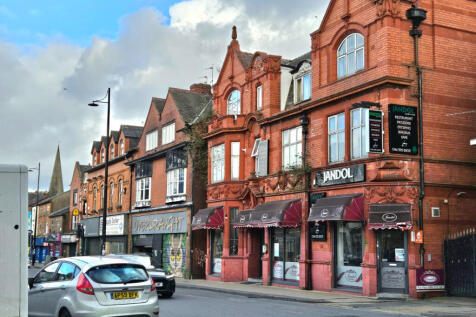 3 bedroom flat for sale