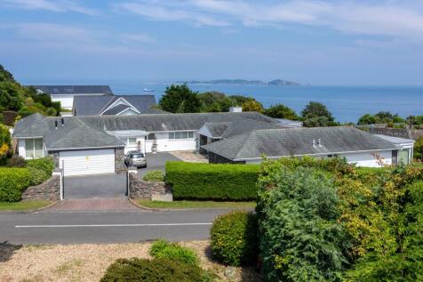 4 bedroom bungalow for sale