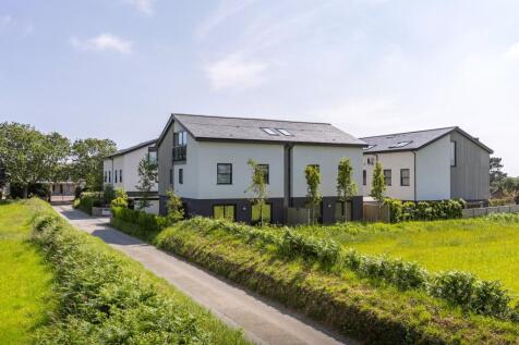 2 bedroom duplex for sale