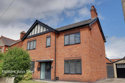 Middlewich CW10 4 bed detached house for sale