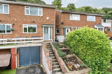 The Grove, Biggin Hill, Westerham... 3 bed semi