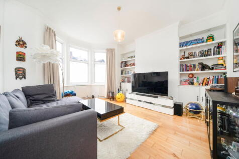 Staverton Road, Brondesbury Park 2 bed ground floor flat for sale