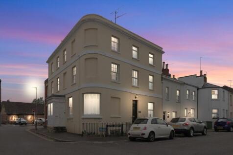 Sandford Street, Cheltenham 2 bed flat for sale