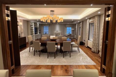 4 bedroom flat for sale