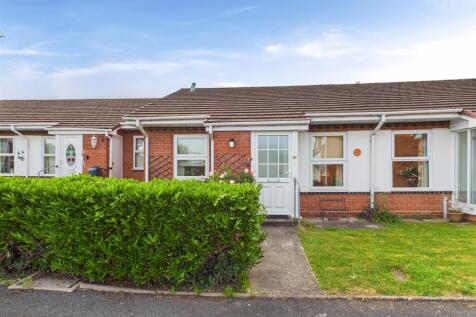 2 bedroom terraced bungalow for sale