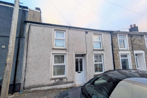 Station Road, Hirwaun, Aberdare 3 bed terraced house for sale