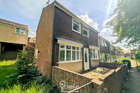 3 bedroom end of terrace house for sale