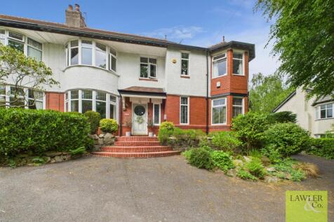 4 bedroom semi-detached house for sale
