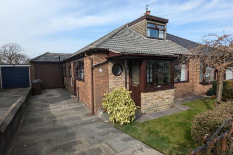 4 bedroom semi-detached bungalow for sale