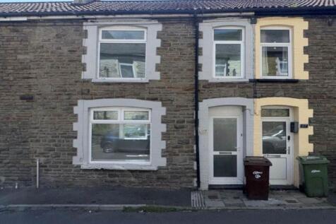 Jubilee Road, New Tredegar NP24 3 bed terraced house for sale
