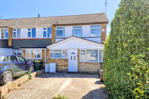 3 bedroom end of terrace house for sale