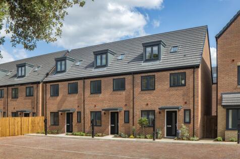 3 bedroom end of terrace house for sale