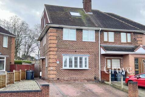 Worlds End Lane, Birmingham 3 bed semi
