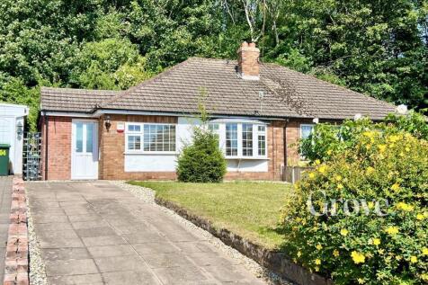 2 bedroom semi-detached bungalow for sale