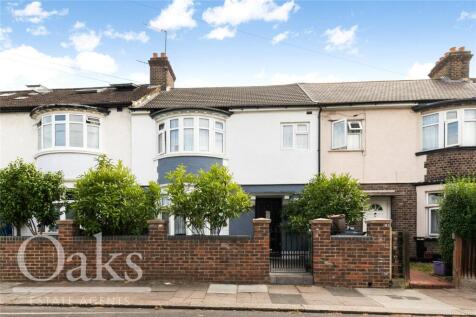 4 bedroom terraced house for sale