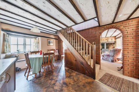 Sherborne DT9 3 bed bungalow for sale