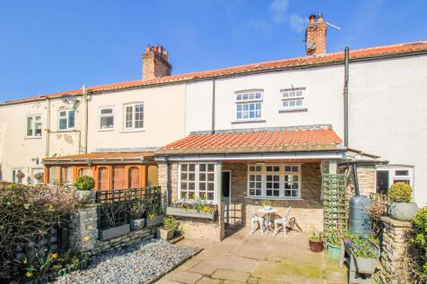 2 bedroom cottage for sale