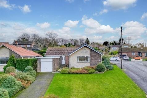 2 bedroom detached bungalow for sale