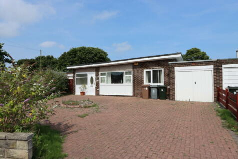 3 bedroom semi-detached bungalow for sale