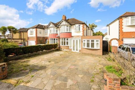 St. Clair Drive, Worcester Park 4 bed semi