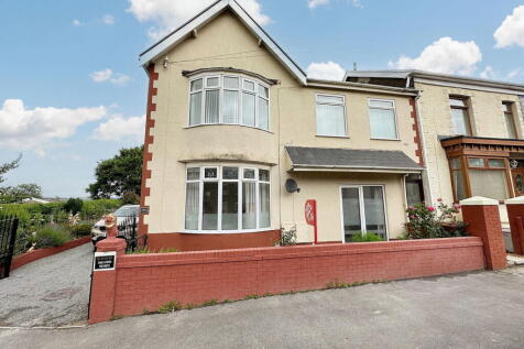 Peniel Green Road, Swansea SA7 2 bed ground floor flat for sale