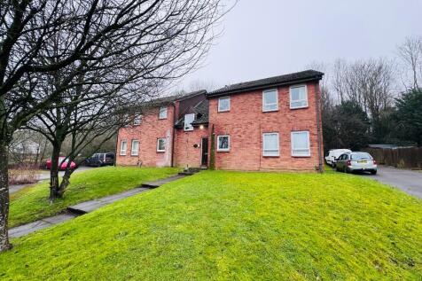 Studio flat for sale