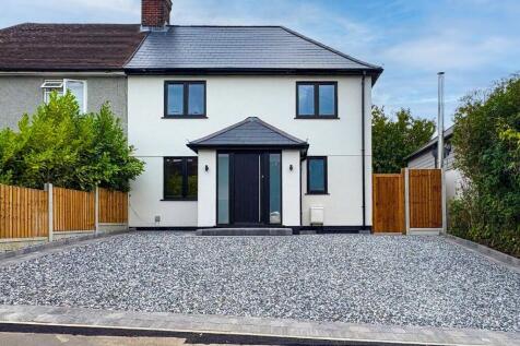4 bedroom semi-detached house for sale