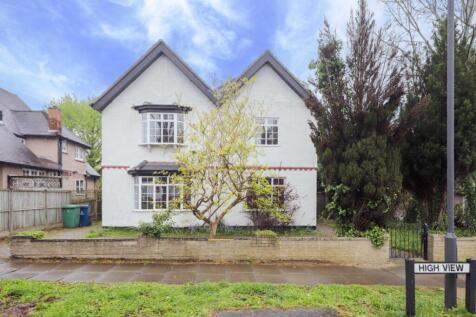 High View, Pinner HA5 4 bed detached house for sale