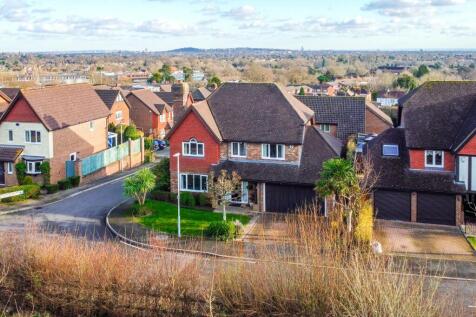 Heatherfold Way, Pinner HA5 4 bed detached house for sale