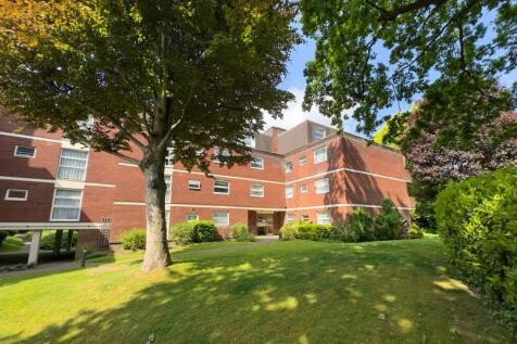 West End Lane, Greater London HA5 2 bed apartment for sale