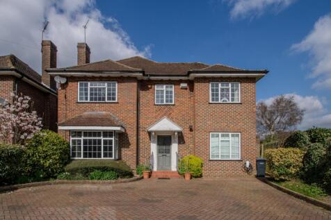 Cuckoo Hill Road, Pinner HA5 5 bed detached house for sale