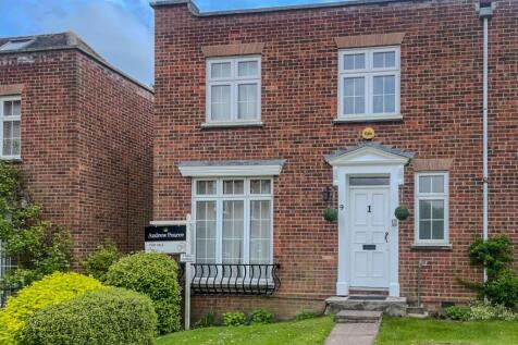 Azalea Walk, Pinner HA5 3 bed end of terrace house for sale