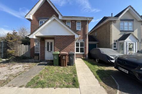 Marine Drive, Barking IG11 2 bed house for sale