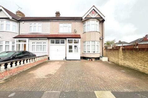 Kilmartin Road, Ilford IG3 5 bed house for sale