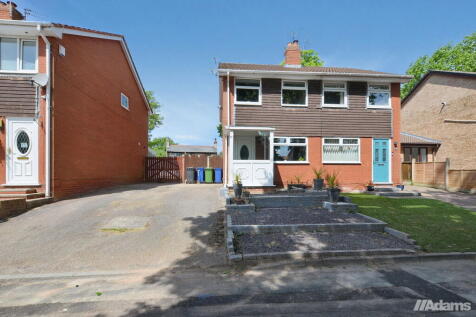 2 bedroom semi-detached house for sale