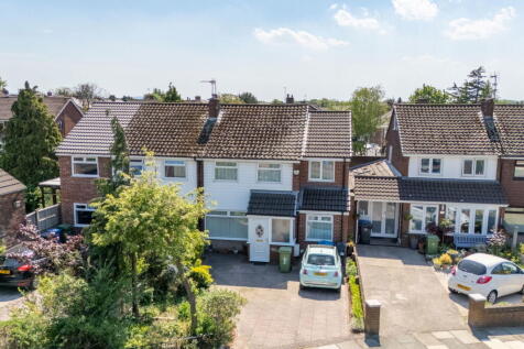 4 bedroom semi-detached house for sale